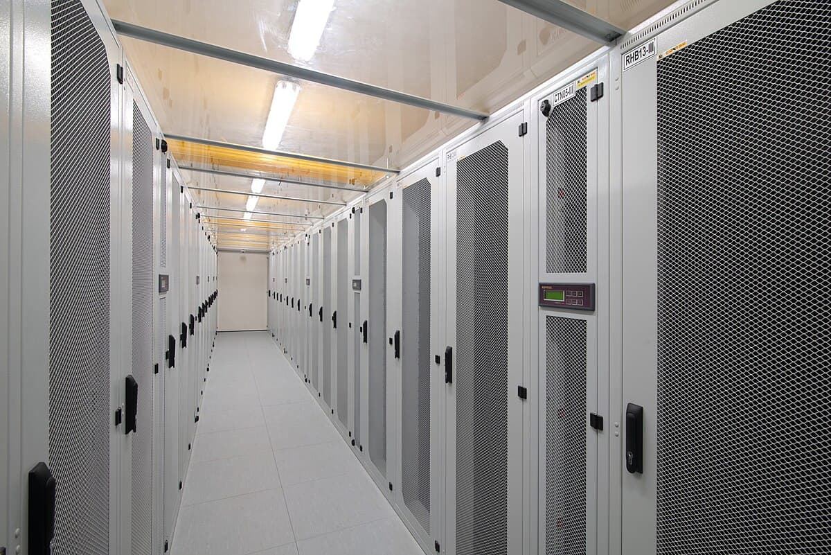 Salle serveur - infrastructure informatique PME Geneve